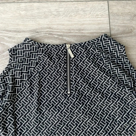 Michael Kors  Stretch Cold Shoulder Long Sleeve Tunics - Picture 13 of 16